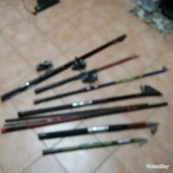Lot De Cannes à Peche Ainsi Que Moulinets Mitchell Des Serie 300 Et 900 Le Materiel Est En Parfait -Abu Magasin 00006 Lot de cannes a peche ainsi que moulinets mitchell des serie 300 et 900 Le materiel est en parfait